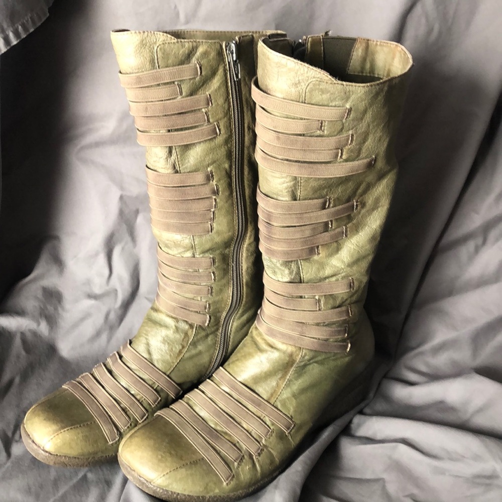 MIZ MOOZ olive green orso strappy army boots